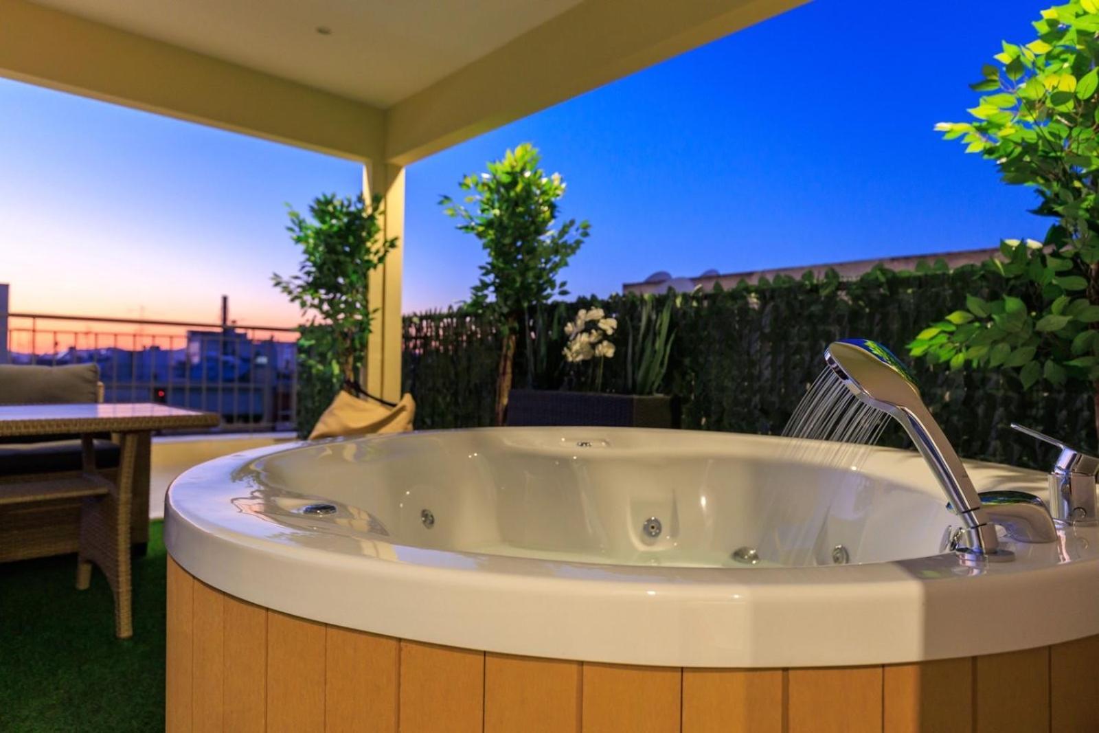 Aiolos Super Lux Suite Jucuzzi Nea Smyrni Centre Athens Ngoại thất bức ảnh